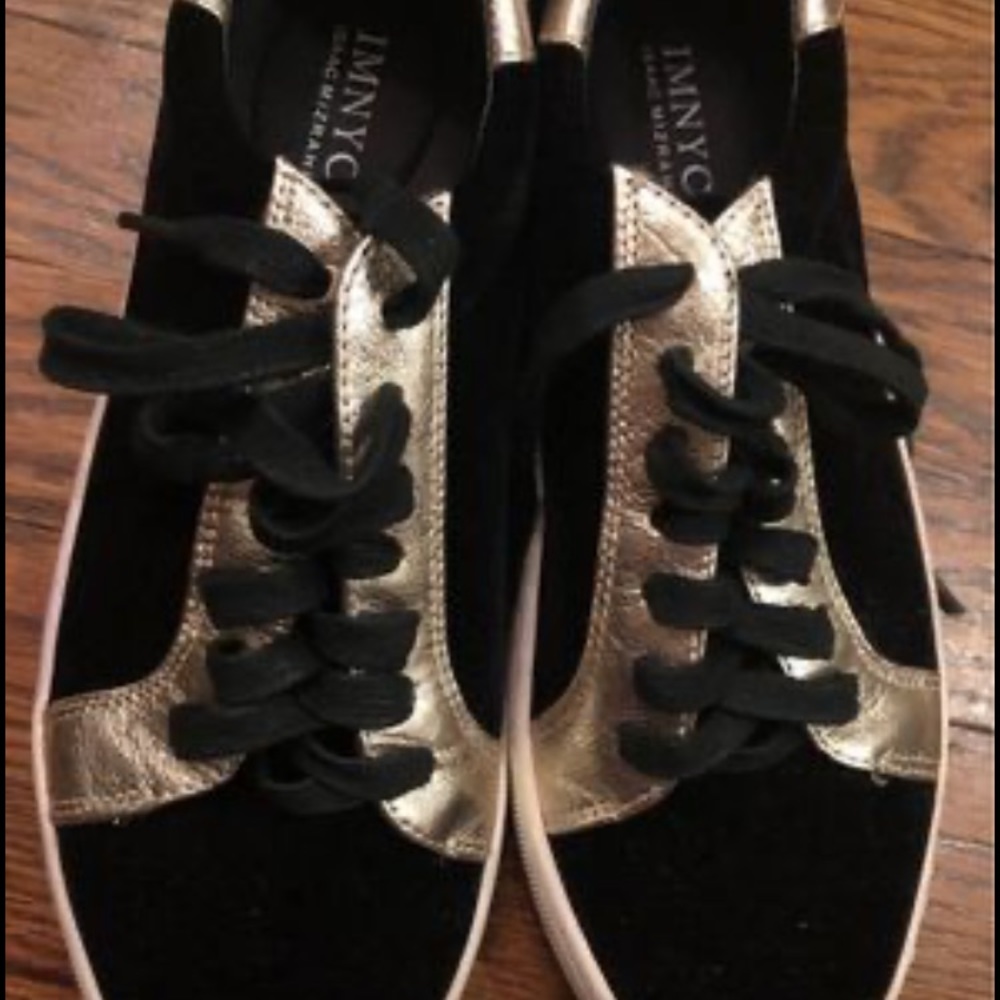 Isaac mizrahi size 7.5 sneakers